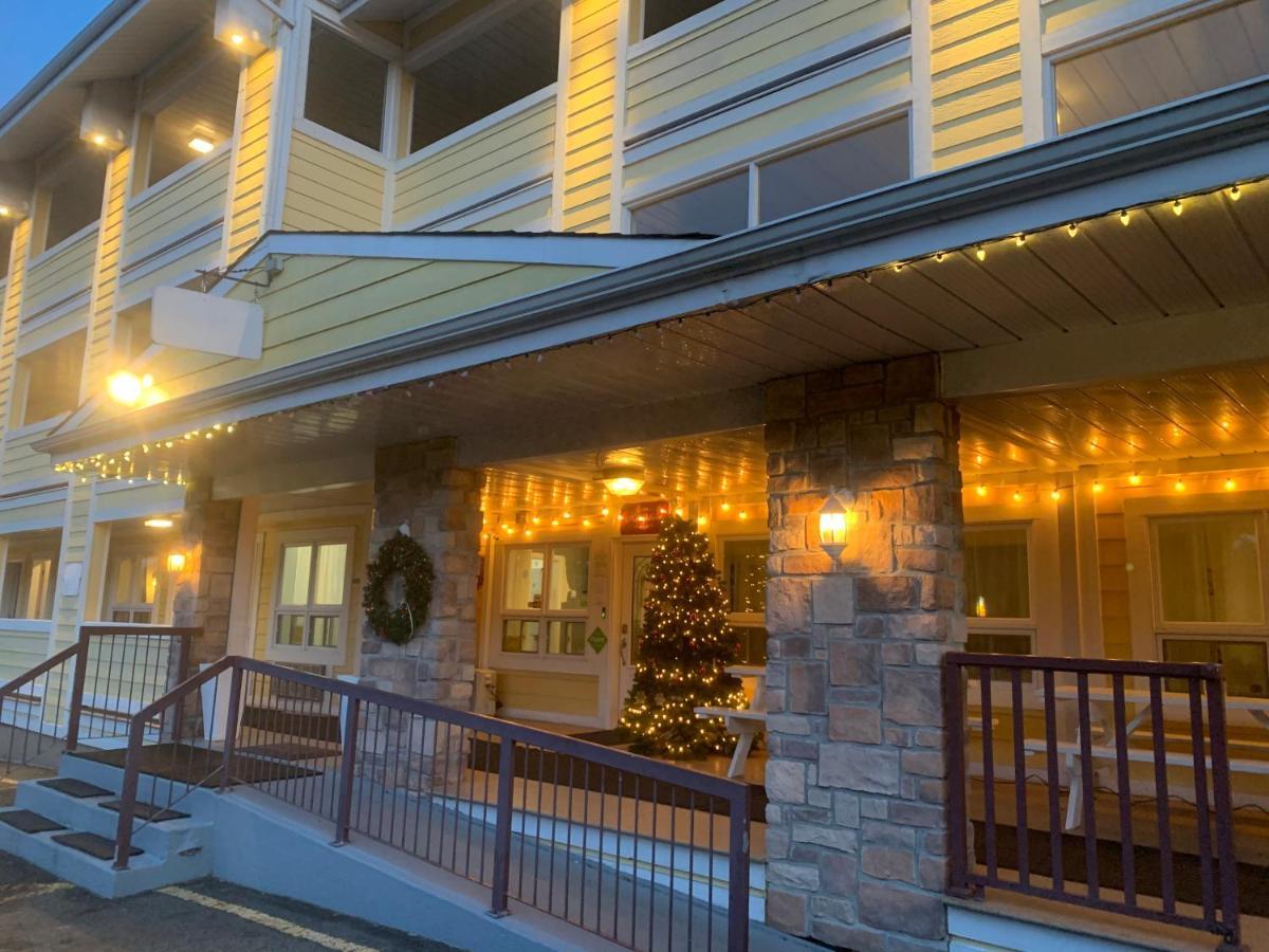 Hotel And Suites Les Laurentides Saint-Sauveur-des-Monts Kültér fotó