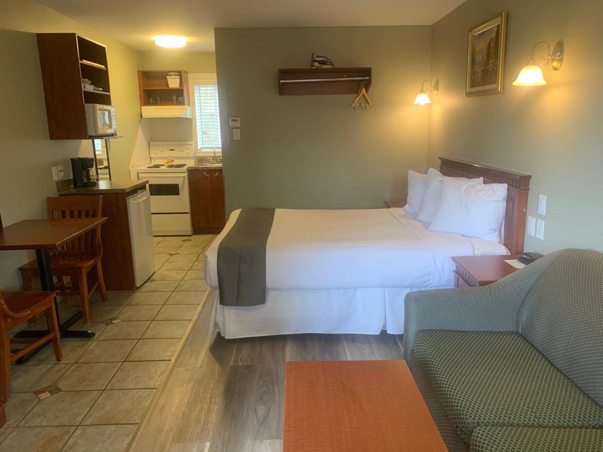 Hotel And Suites Les Laurentides Saint-Sauveur-des-Monts Kültér fotó