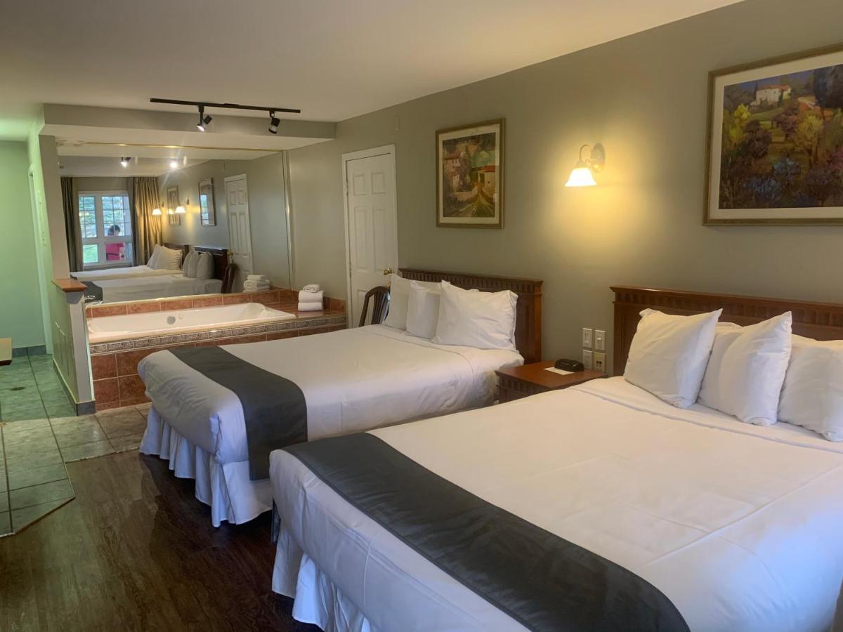Hotel And Suites Les Laurentides Saint-Sauveur-des-Monts Kültér fotó