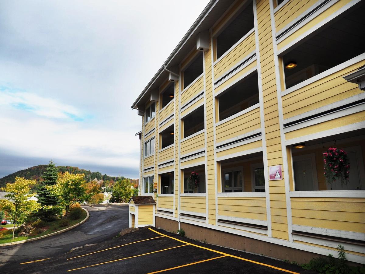 Hotel And Suites Les Laurentides Saint-Sauveur-des-Monts Kültér fotó